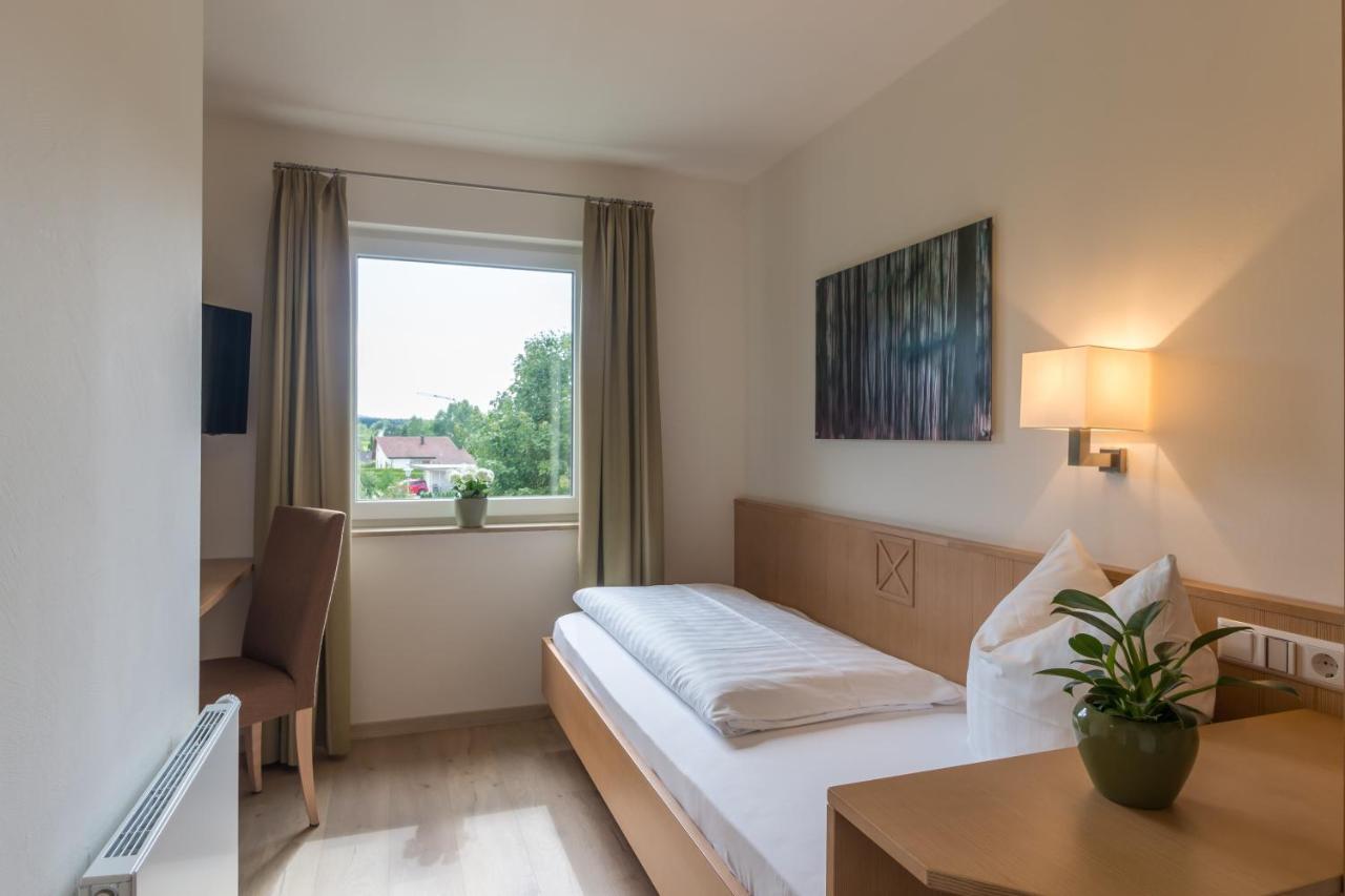 Gaestehaus Burgblick Bisingen Номер фото